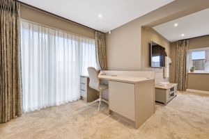 Photo 27- click for photo gallery